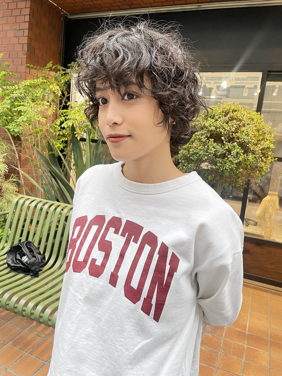 クルクルパーマのヘアスタイル
